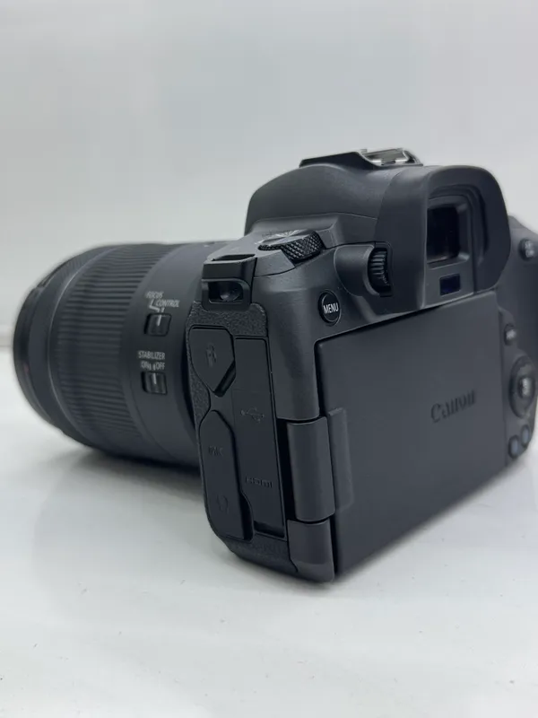 Canon R 3 Canon R 3