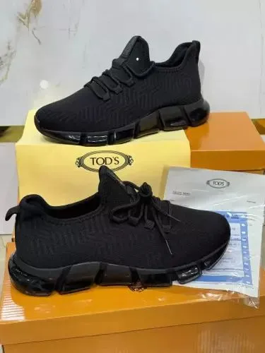 Erkaklar uchun krossovkalar, Tods Erkaklar uchun krossovkalar, Tods