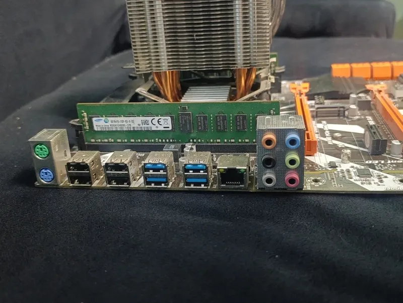 Xeon protsessorli ona plata 2 Xeon protsessorli ona plata 2