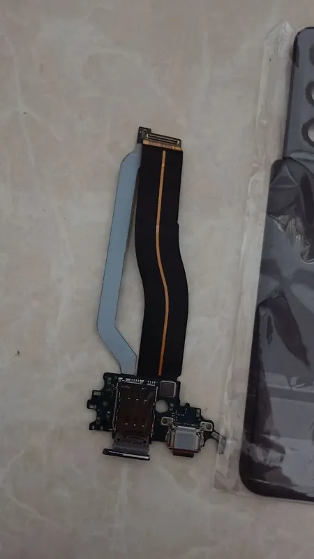 Samsung s21 5g telefon platasi barcha qismlari sotiladi 3