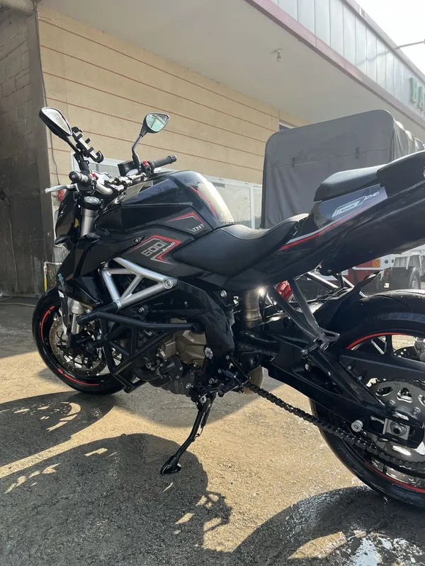 Moto Benelli Tnt600i. Italia — фото 3