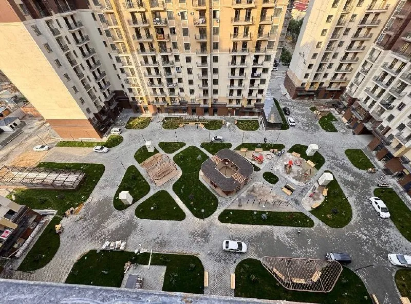 Продаётся 2-комнатная квартира в ЖК O'z Zamin (Golden House), white box, с открытым балконом — фото 1