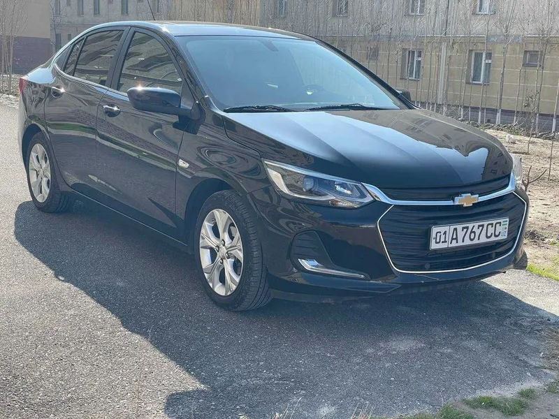 Chevrolet Onix Premier 6 plus сотилади — фото 4
