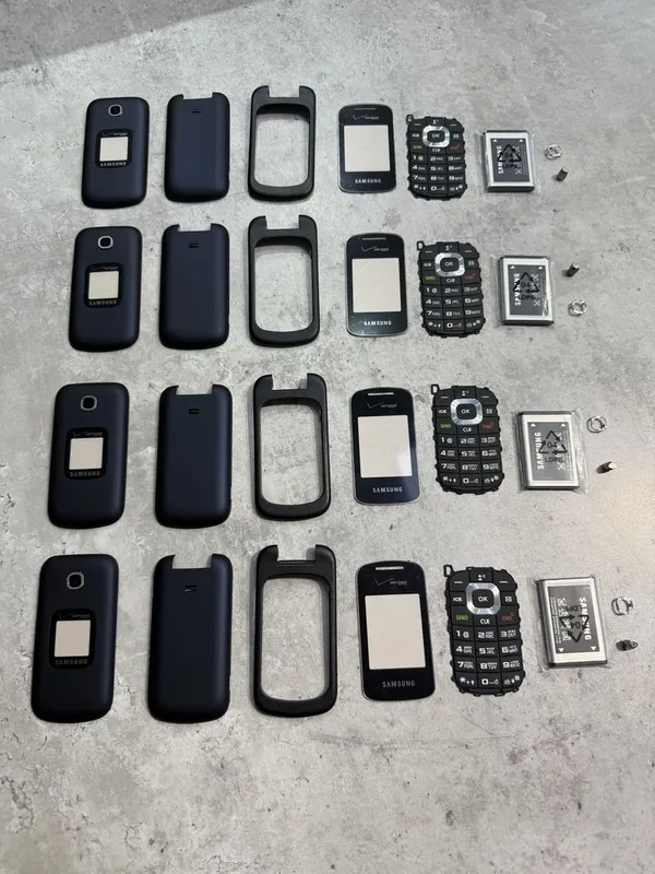 Samsung Gusto 3 ORIGINAL full korpus new 1