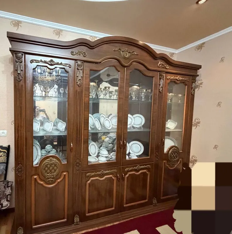 Продаётся стенка для зала без посуды 2 Продаётся стенка для зала без посуды 2