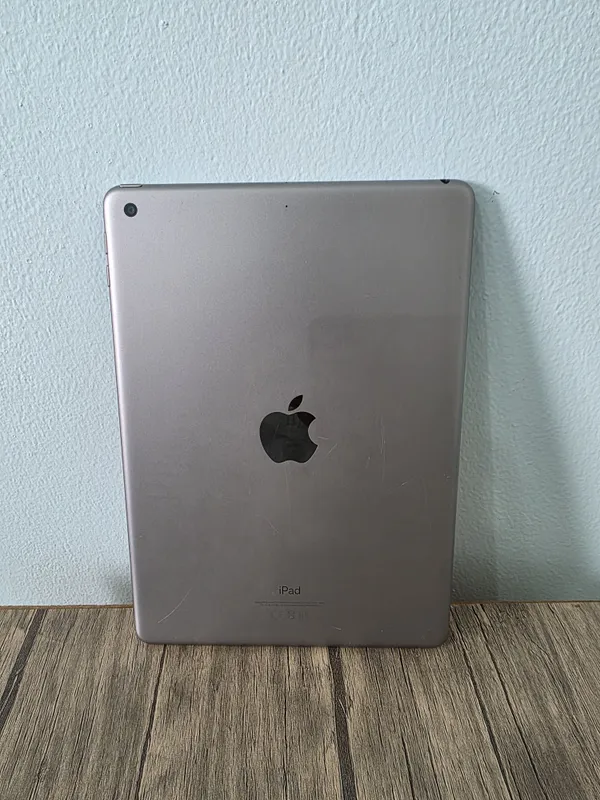 Apple iPad 6 32GB Wi/Fi