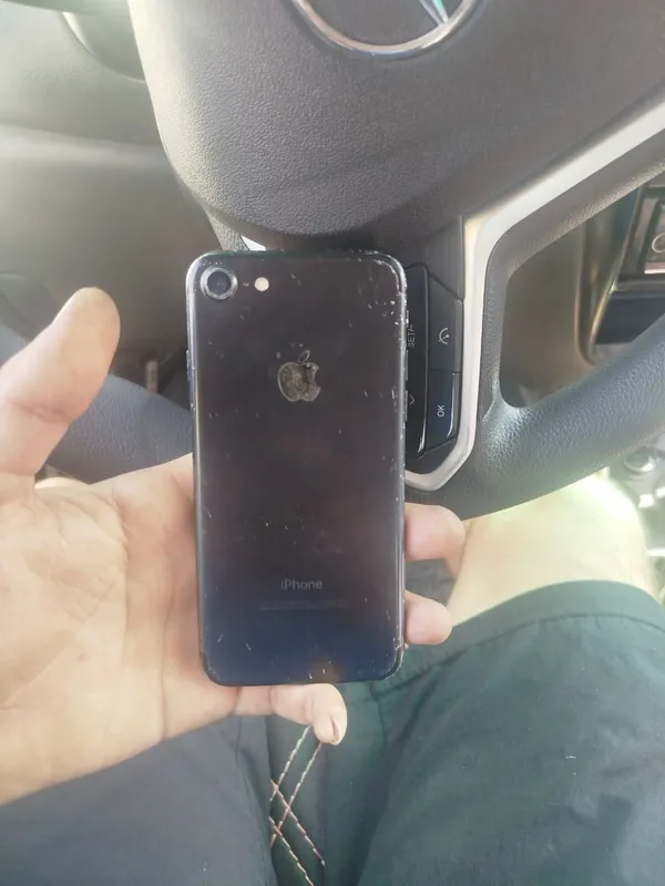 iPhone 7 128 ГБ 2 iPhone 7 128 ГБ 2