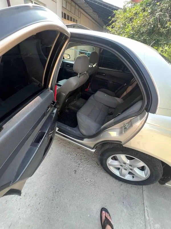 Opel omega srochna sotiladi 6