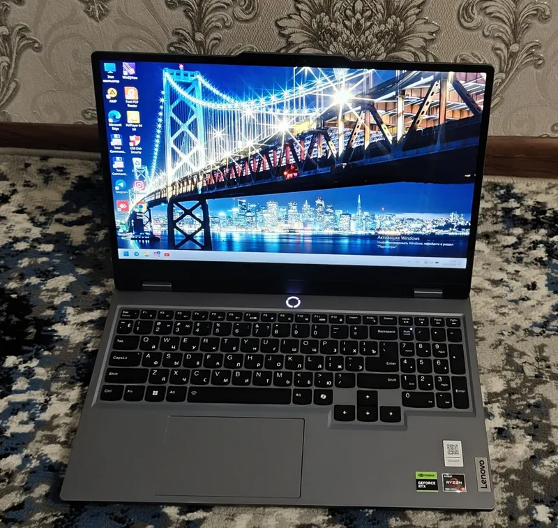 Noutbuk Lenovo LQQ — фото 1