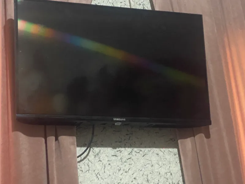 samsung smart 32 talik holati yaxshi muommosi yoq 1