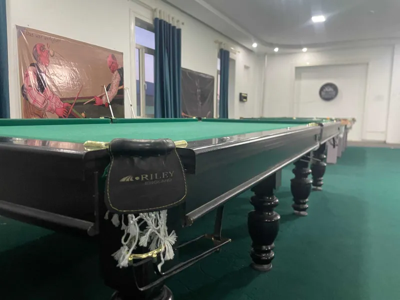 Rilley billiard stol sotiladi 3