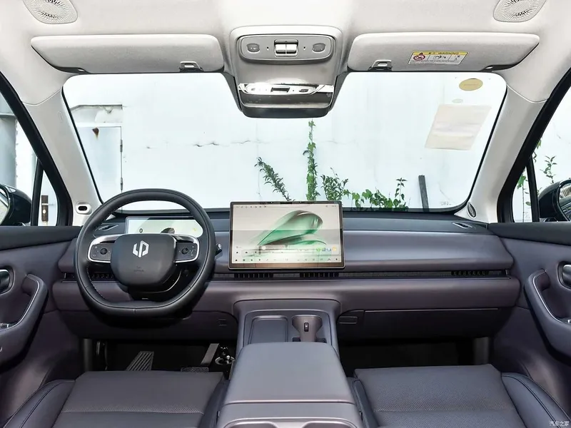 Leapmotor C16 premium dop 200km 0 probeg 2026yil 8 Leapmotor C16 premium dop 200km 0 probeg 2026yil 8