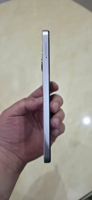 Tecno Spark Go 1, Glittery white 3 Tecno Spark Go 1, Glittery white 3