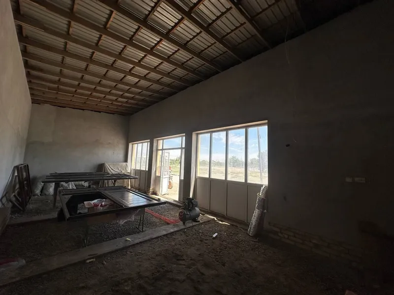 Noturar bino sotiladi,240 m² 6 Noturar bino sotiladi,240 m² 6