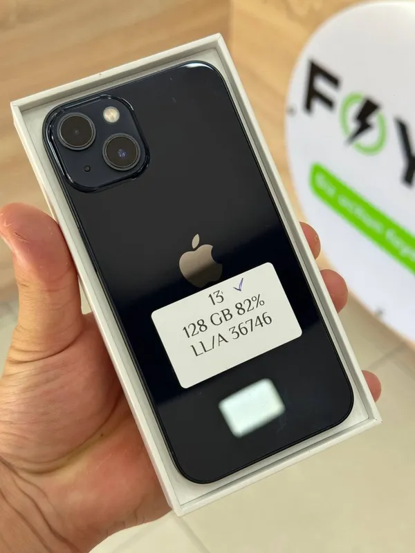 IPhone 13. .