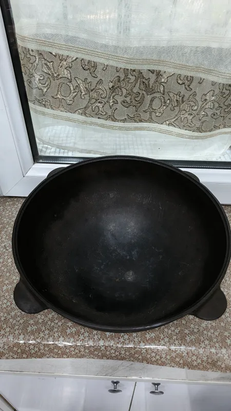 5 l SSSR cho‘yan qozon sotaman 3 5 l SSSR cho‘yan qozon sotaman 3