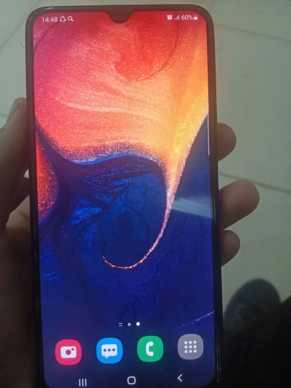 Samsung Galaxy A50 — фото 1