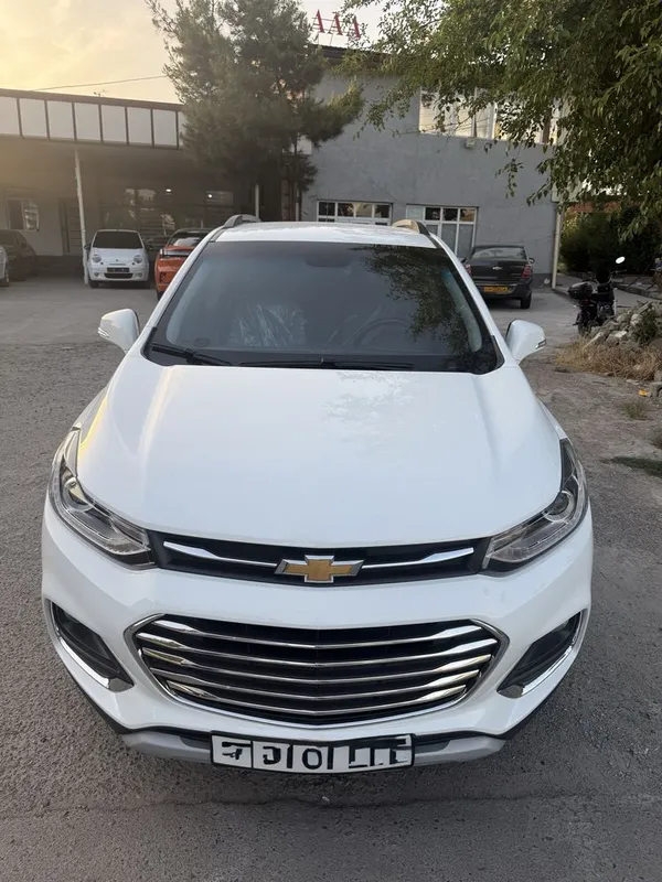 Tracker 2019 sotiladi