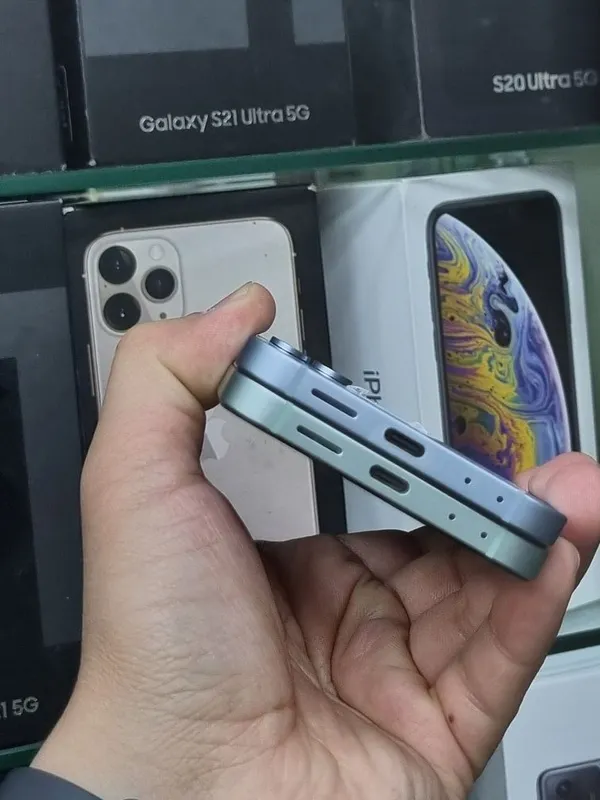 Samsung Z Flip 6 12/256 ГБ 5G, Snapdragon, идеальное состояние 4