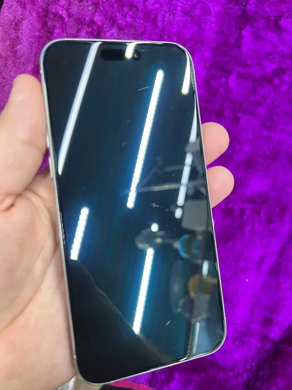 iPhone 15 Pro Max 4 iPhone 15 Pro Max 4