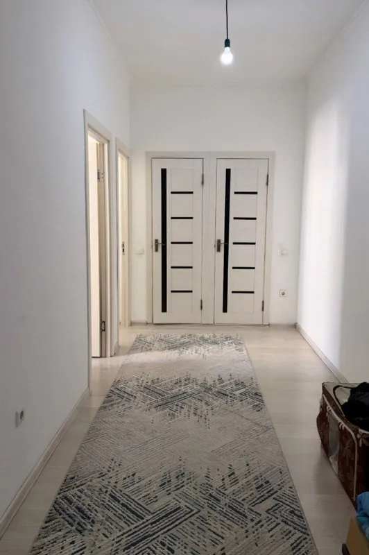 Assalom Sohil'da 3 xonali kvartira sotiladi 8