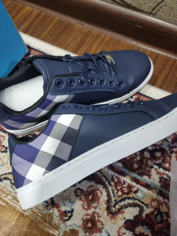 Burberry кроссовки Burberry кроссовки