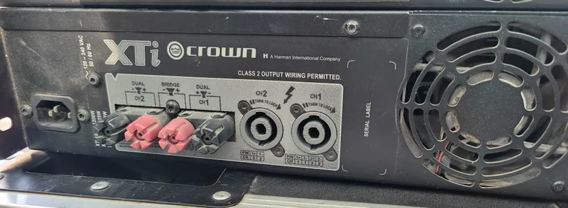 Продаются усилители Crown XTI 4000 7 Продаются усилители Crown XTI 4000 7