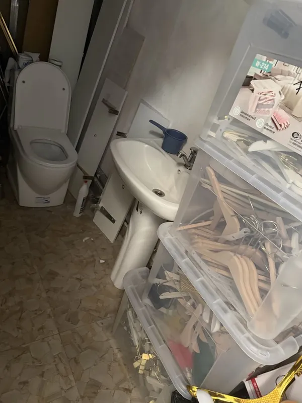 Tayyor biznes sotiladi magazen arenda 200 oyiga 7 Tayyor biznes sotiladi magazen arenda 200 oyiga 7