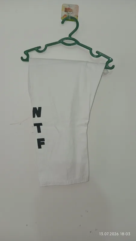 Taekwondo forma. 5/6 yoshga 4