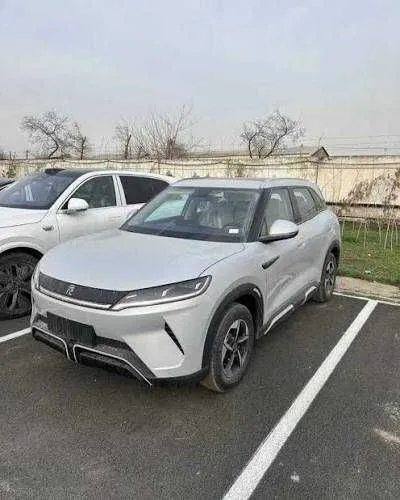 BYD YUAN UP 1ev naxt va xalol nasiya 1