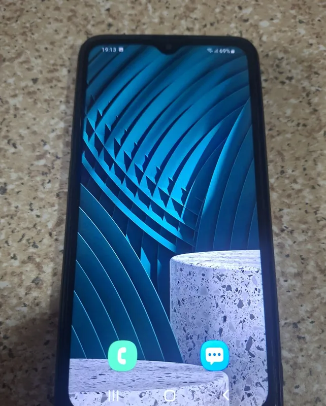 Samsung a 10s xolati yaxshi 1 Samsung a 10s xolati yaxshi 1