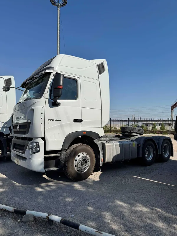 Седельный тягач Howo-T7H 480 6x4 (пневмоподвеска, ретардер) 3 Седельный тягач Howo-T7H 480 6x4 (пневмоподвеска, ретардер) 3