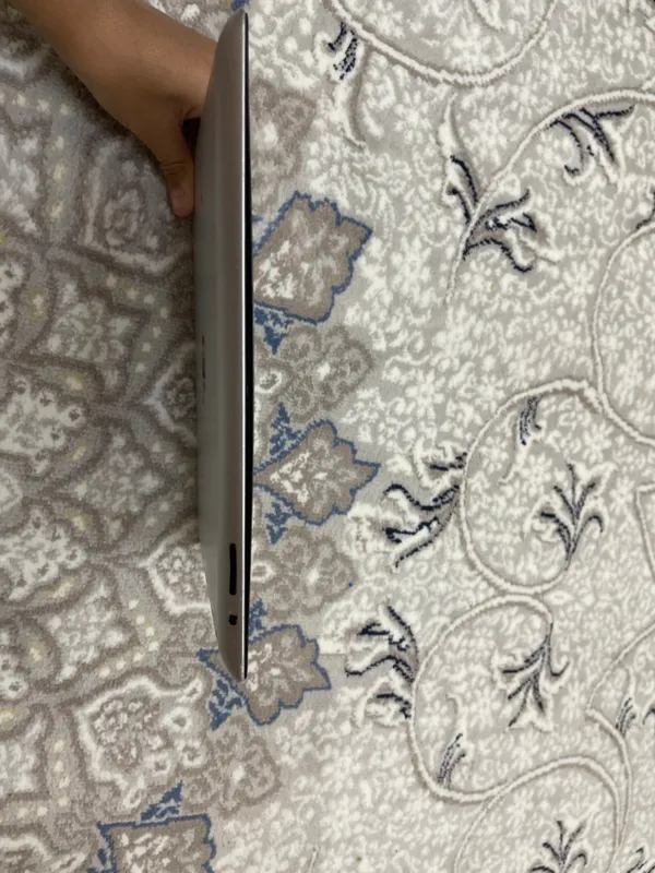 Ipad ishlatilgan, lekin ekranni ta’mirlab bo‘lmaydi 3