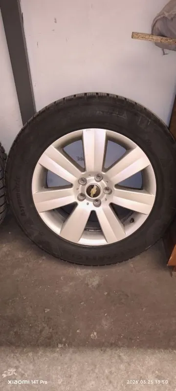 Резина зимняя с Дисками Kumho 235/60 R18 1 Резина зимняя с Дисками Kumho 235/60 R18 1
