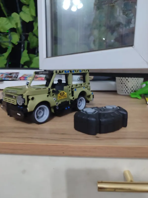 Игрушка конструктор машина 1