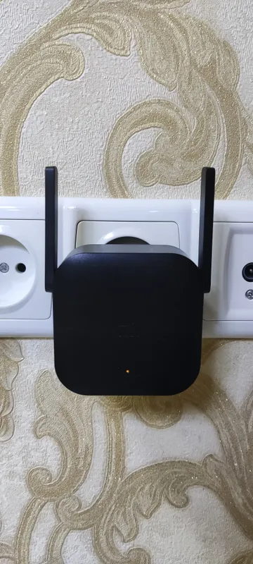 Продается Усилитель Wi-Fi сигнала Xiaomi 1 Продается Усилитель Wi-Fi сигнала Xiaomi 1