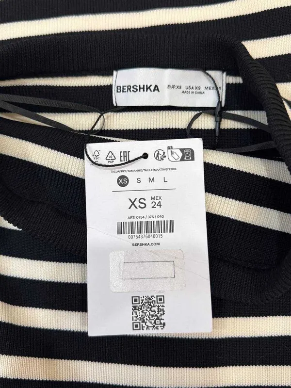 Bershka original yangi XS 4 Bershka original yangi XS 4