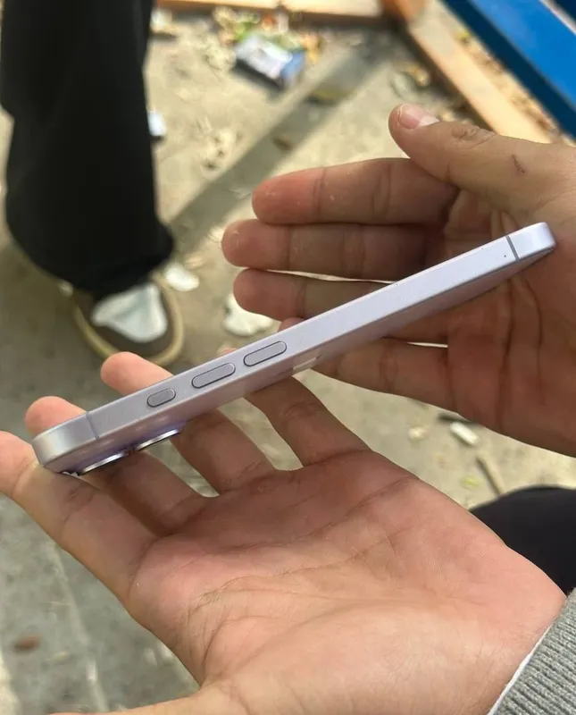 iPhone 17. eSIM, 256 ГБ. Коробка, документы 8 iPhone 17. eSIM, 256 ГБ. Коробка, документы 8