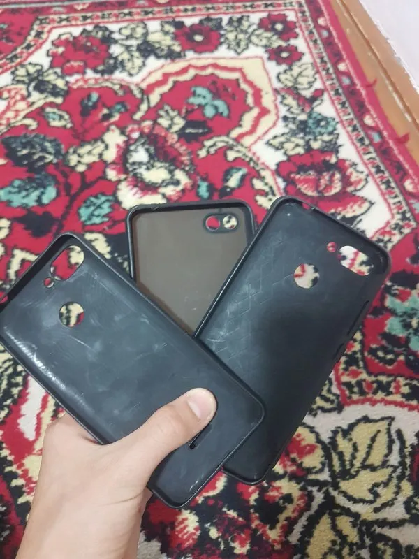 Redmi 6 uchun chexollar to'plami 2 Redmi 6 uchun chexollar to'plami 2
