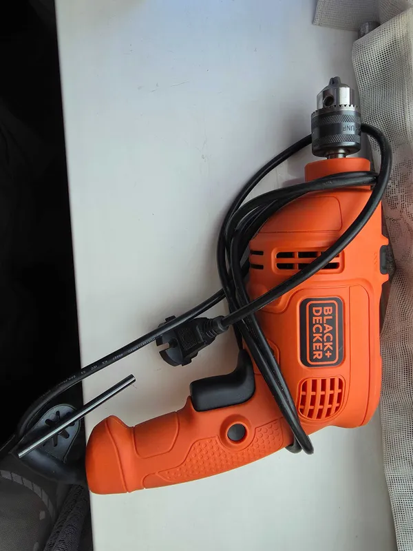 Продаётся ударная дрель Black+Decker (Impact Drill) — фото 1