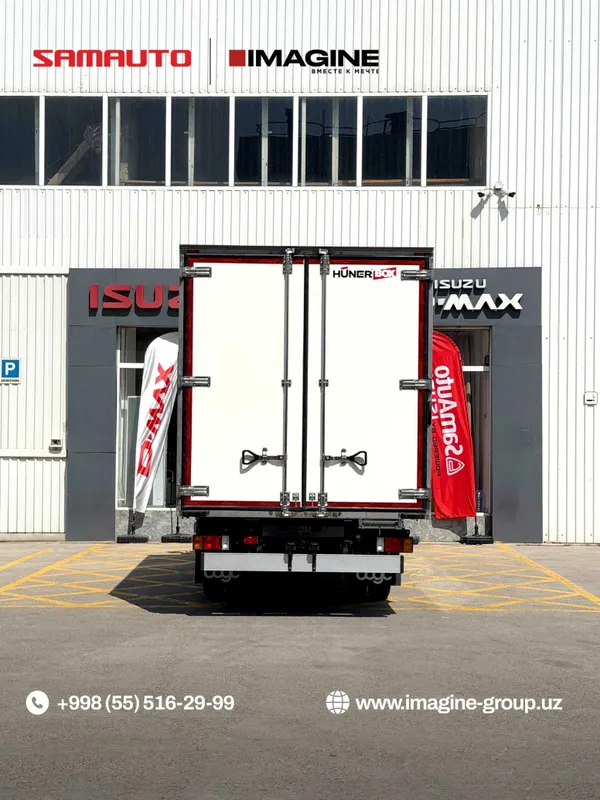 Изотермический фургон на базе шасси "ISUZU NMR77H" 6