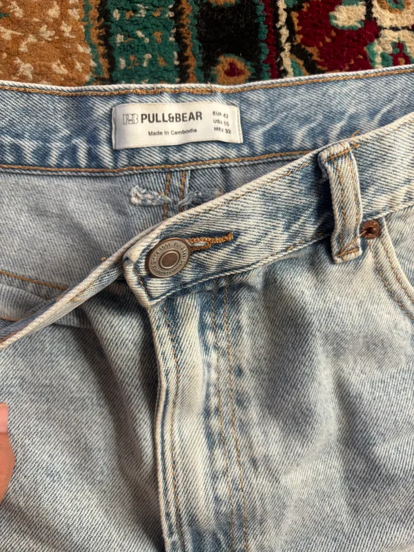 Оригинальные джинсовые шорты PULL&BEAR — фото 1