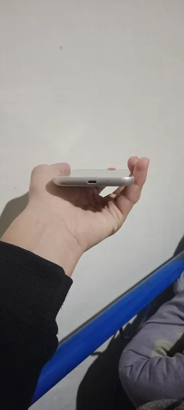 j 2 telifoni