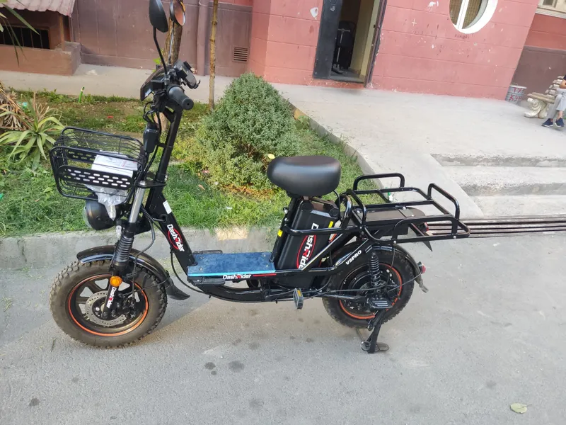 Elektr skuter Yangi 10km yurgan 6 000 000 2 Elektr skuter Yangi 10km yurgan 6 000 000 2
