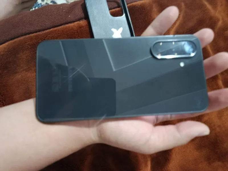 Samsung a36 karopka bor