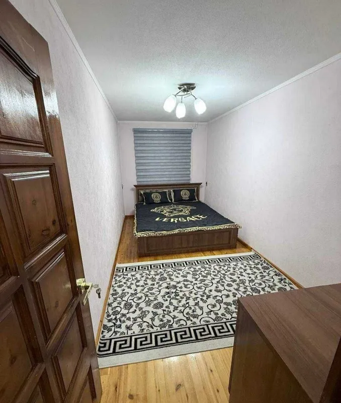 Chilonzor, 6-kvartal, 2/2/4, balkon 2/6, mo‘ljal «Parus» 5