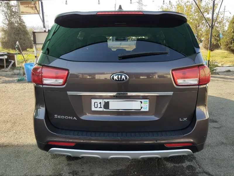 Kia минивен 2016 — фото 3