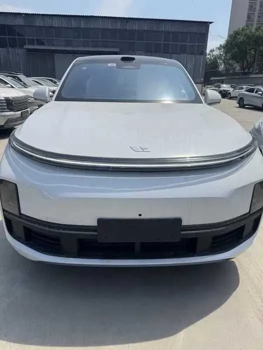 Lixiang L8 Ultra Halol nasiya savdo 1 Lixiang L8 Ultra Halol nasiya savdo 1