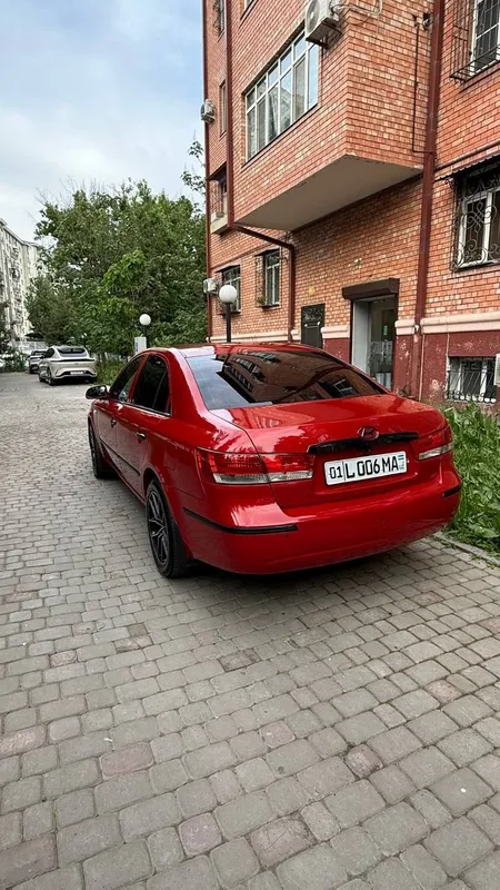 HYUNDAI Sonata NF 2009 (пропан) — фото 1