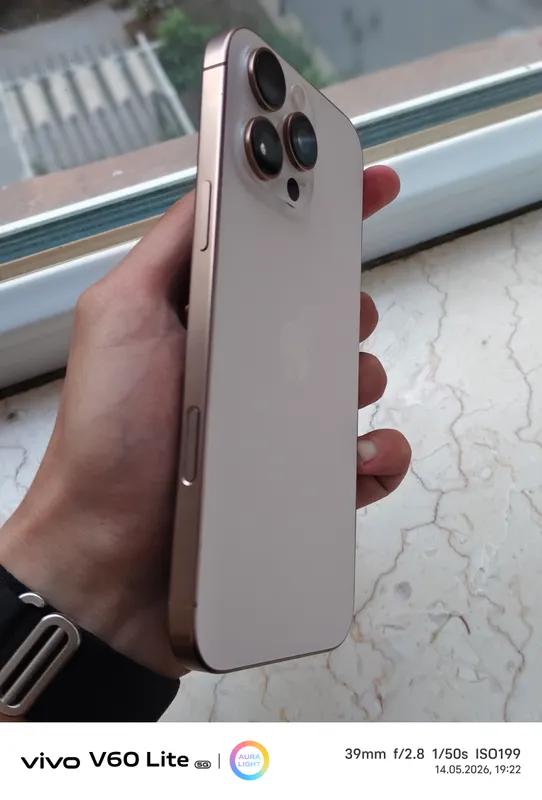 Iphone 16 pro max — фото 1
